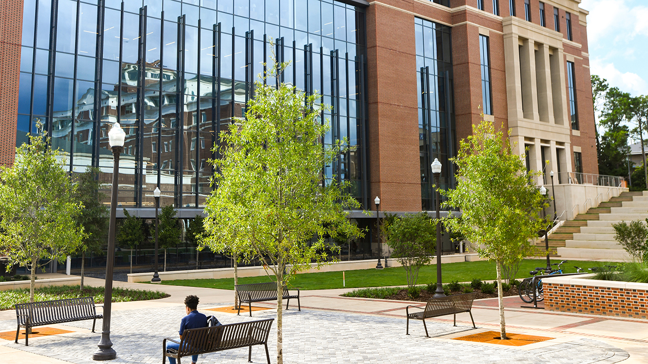 Horton Hardgrave Hall | Auburn University Campus