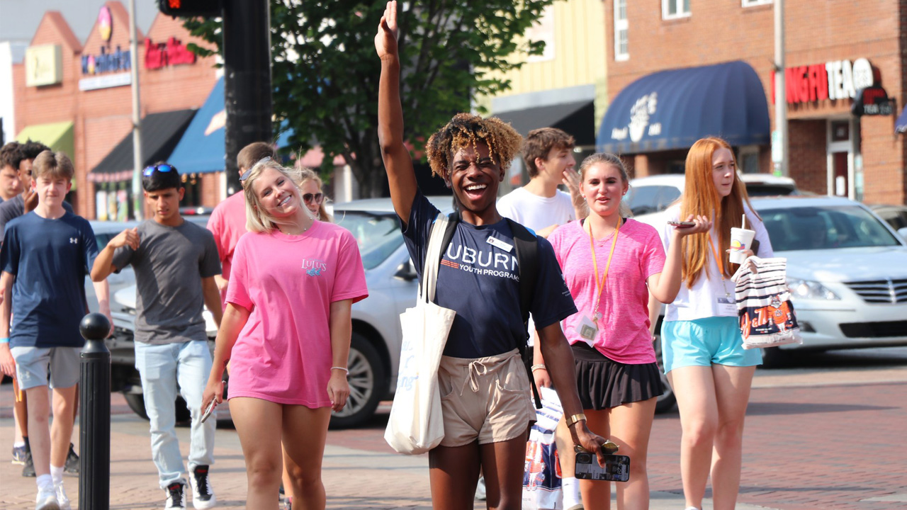 Auburn Youth Program campers enjoy tours downtown.