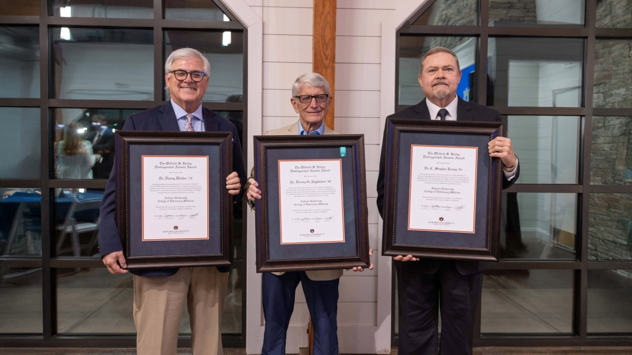 2025 Bailey Award recipients 