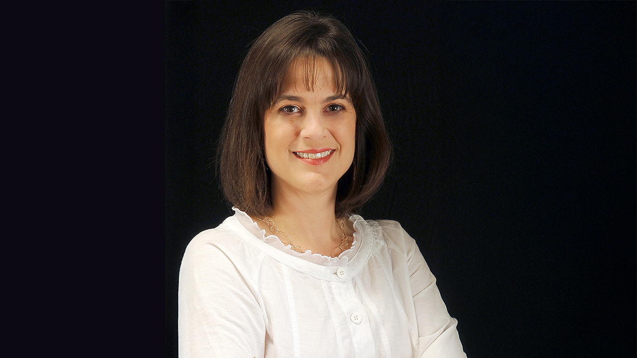 Pamela Stamm headshot