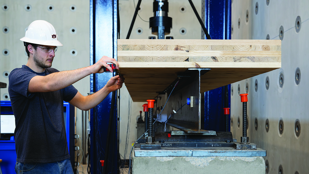 Auburn student works with cross-laminated timber panel