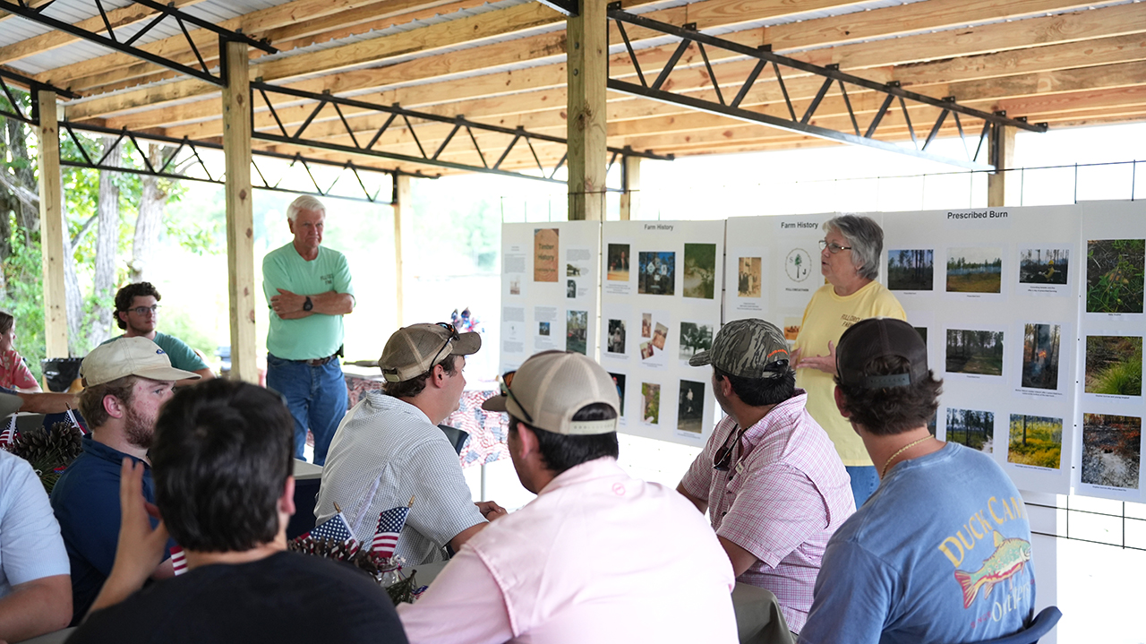 Gail Jones speaks to students