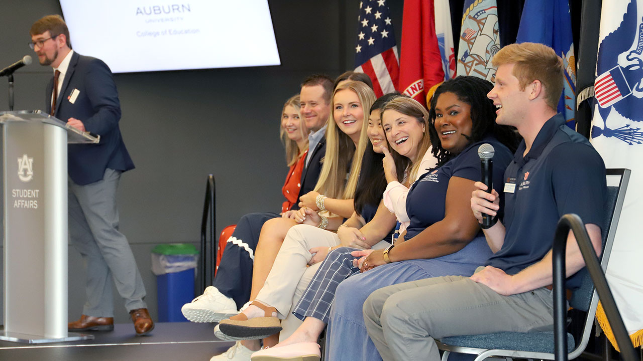 Student and faculty panel at fall preview day