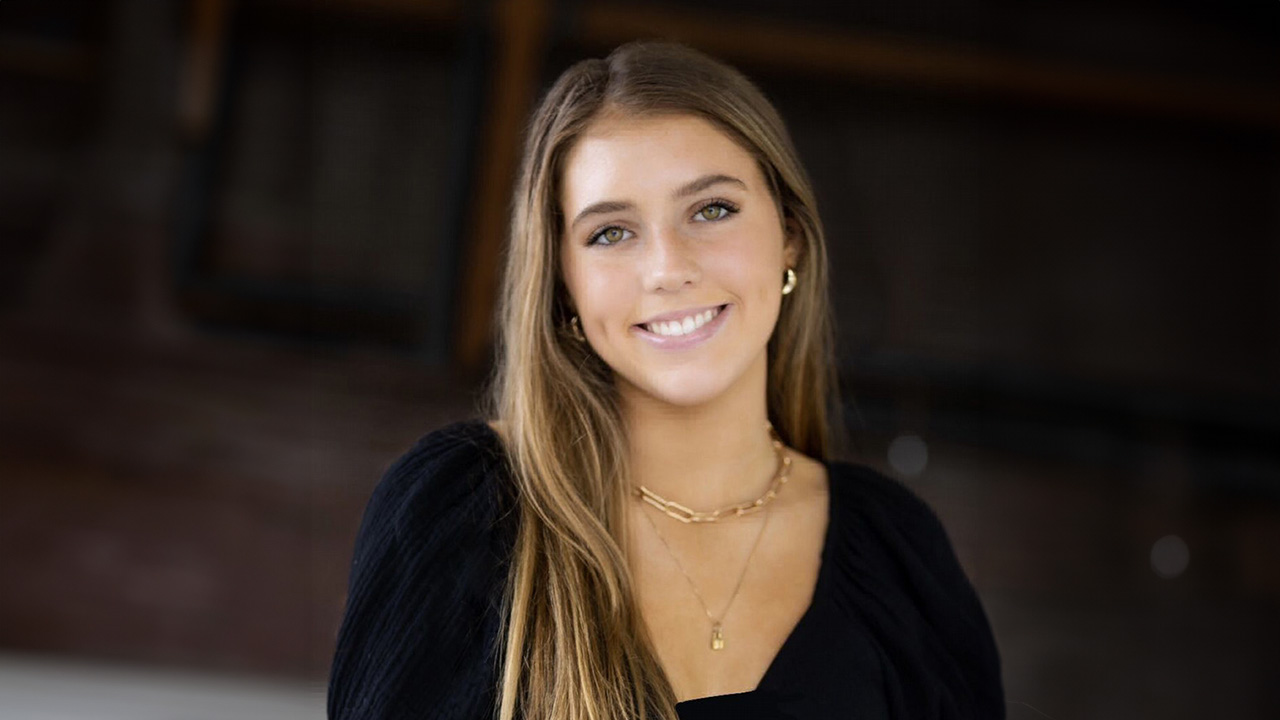 Milly Montgomery headshot