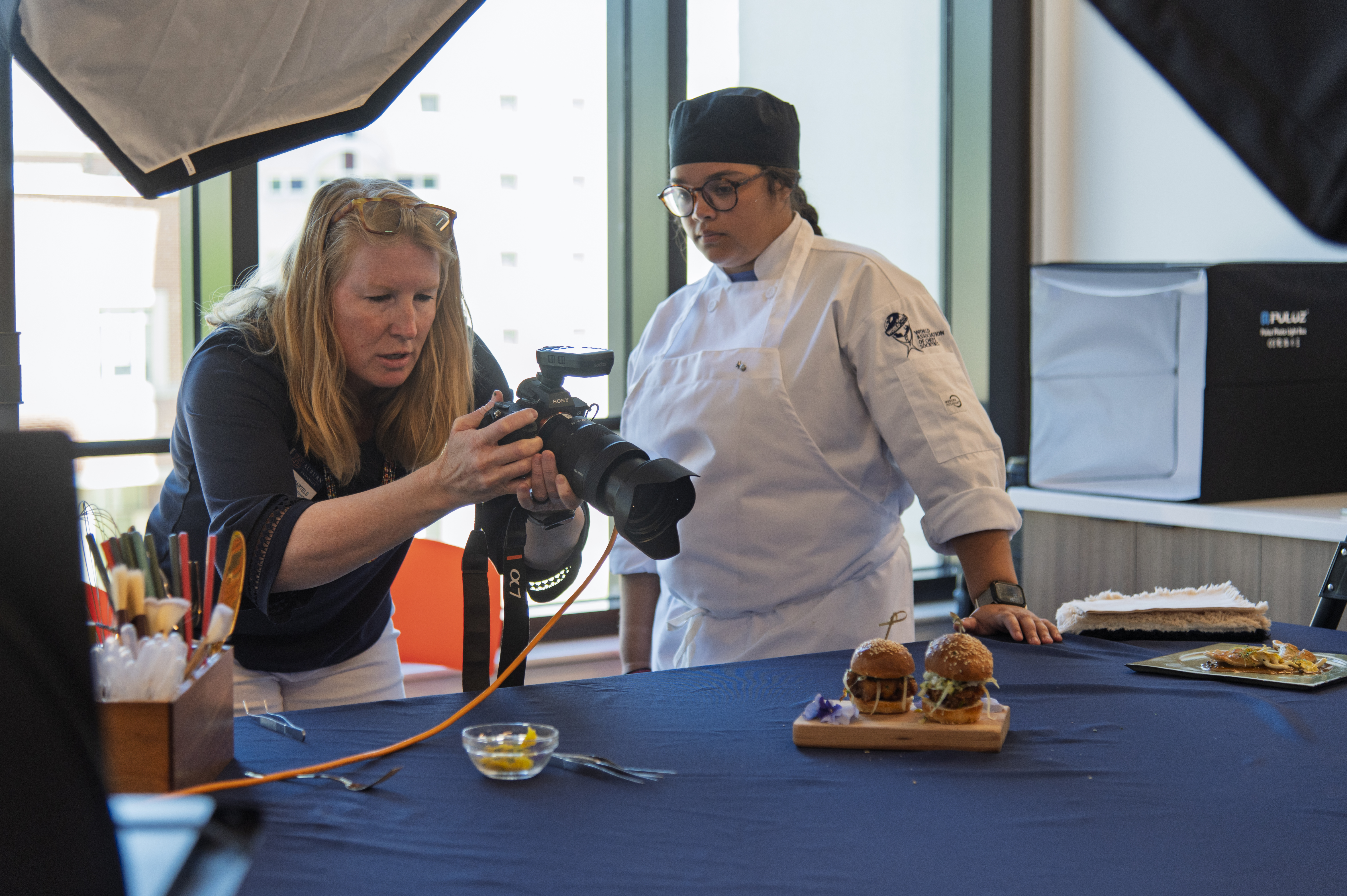 A celebration was held to commemorate the recent opening of a brand-new state-of-the-art Graduate by Hilton Media Laboratory in the Tony and Libba Rane Culinary Science Center.
