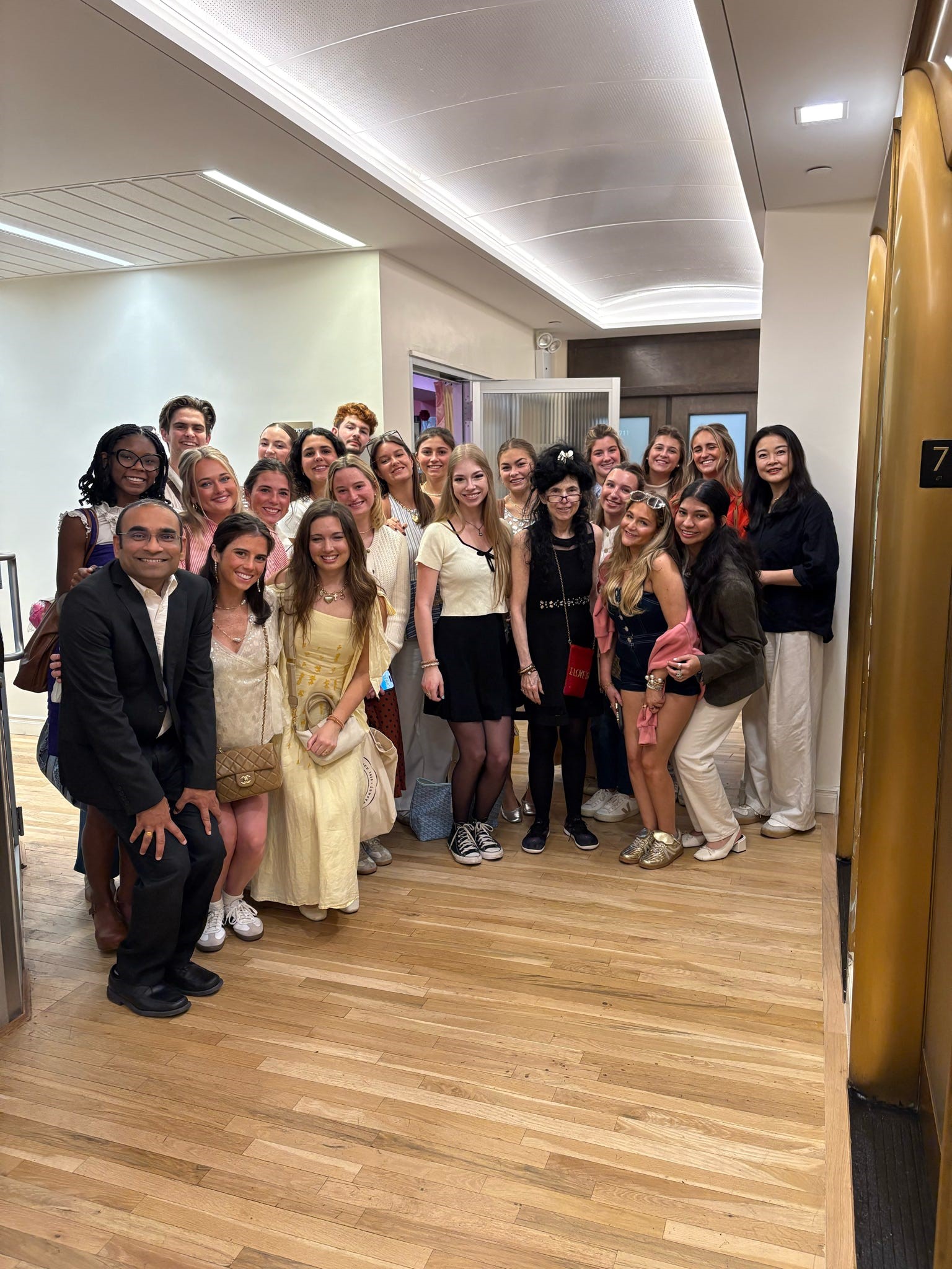 Students pose for another group photo on the NYC Study Tour