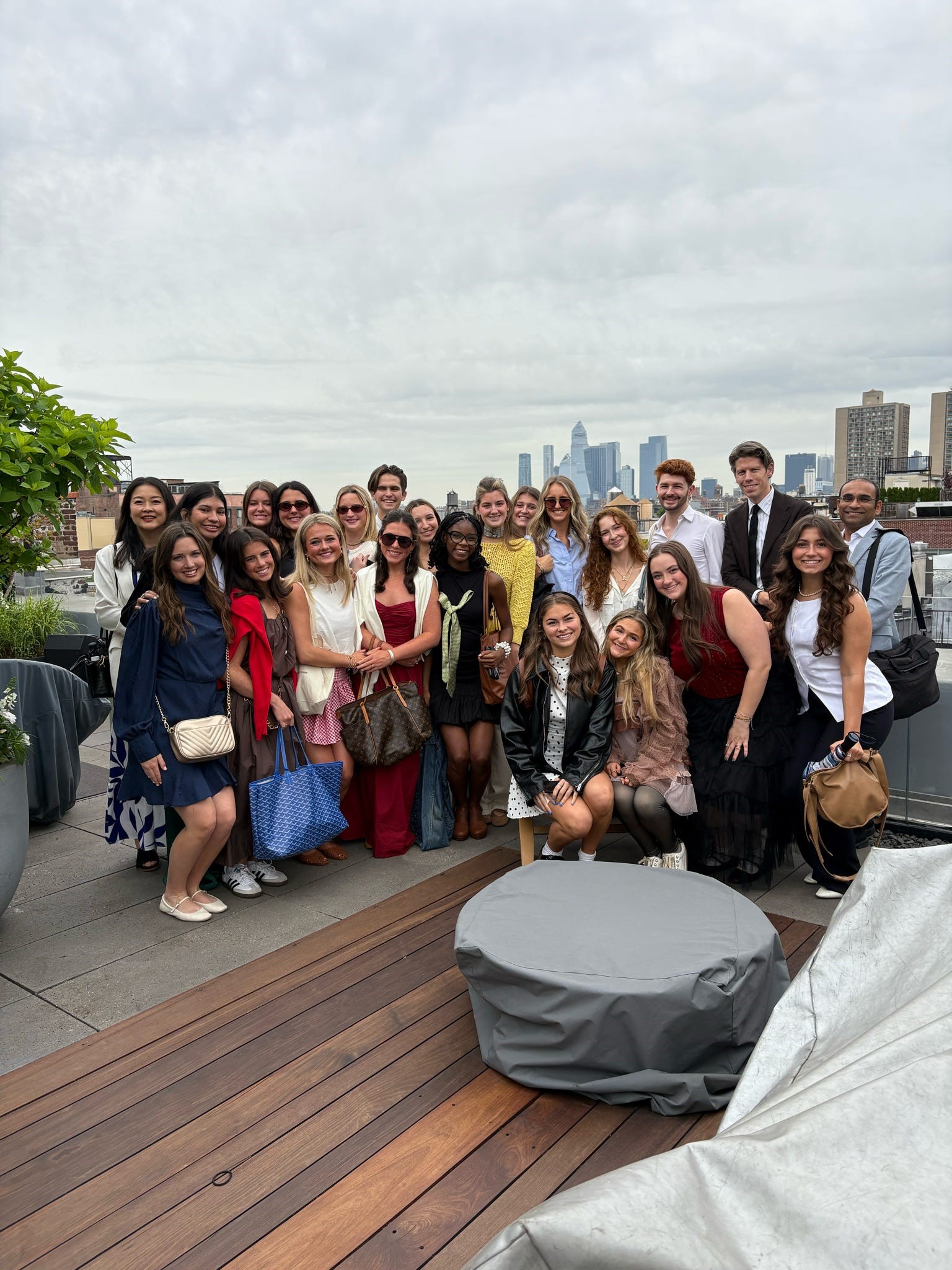 Students take a group photo on the NYC Study Tour