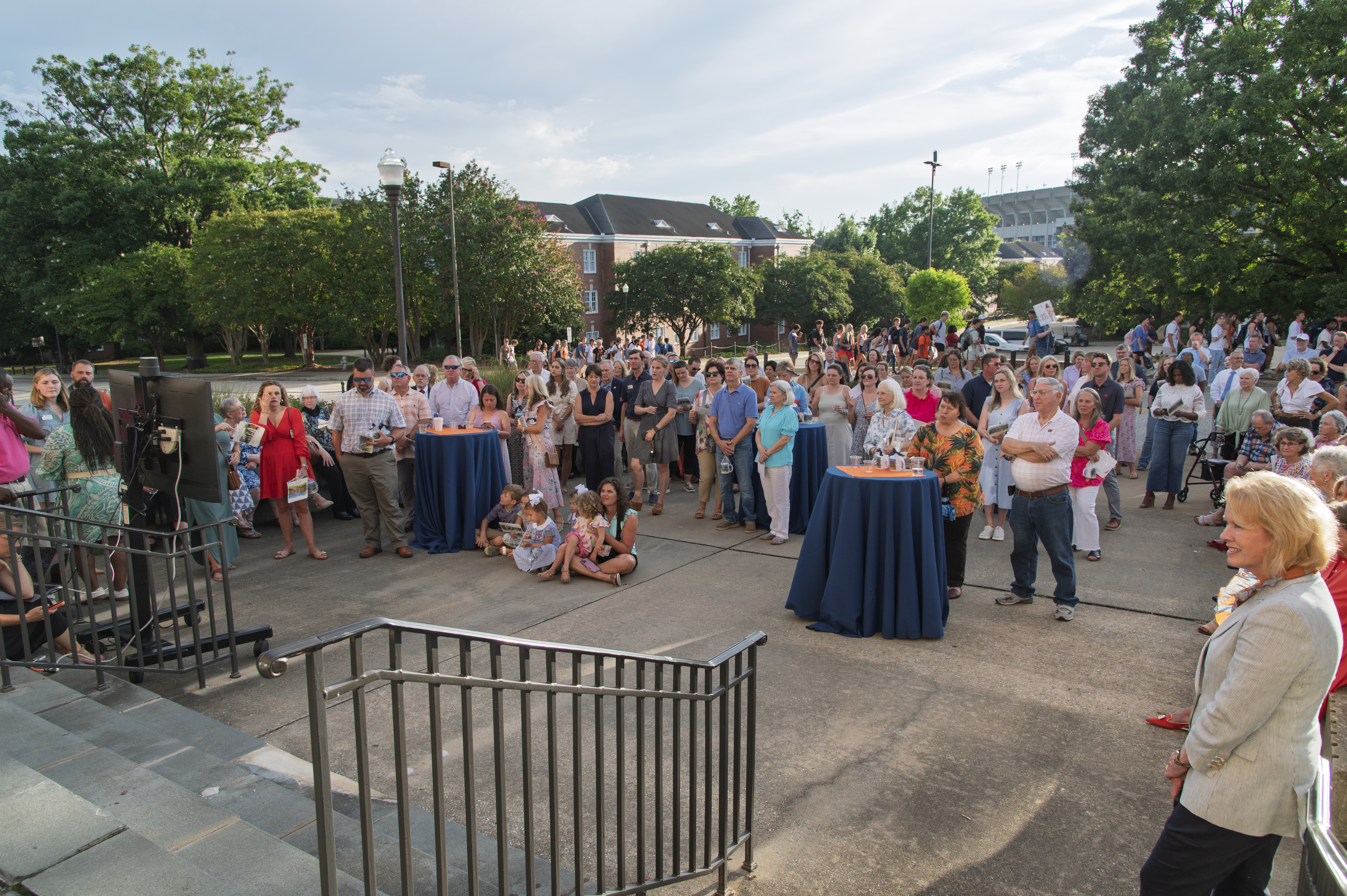 The crowd outside of Spidle Hall at the Farewell event