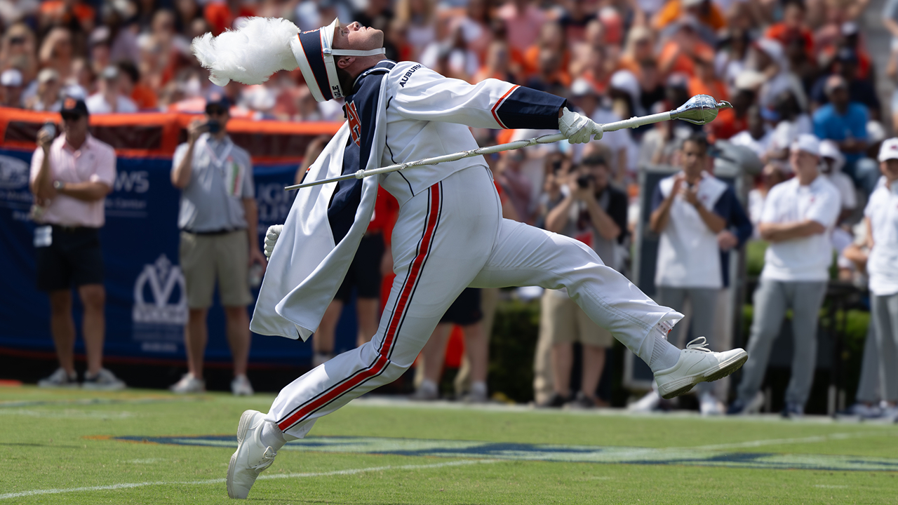 Auburn drum major takes the field