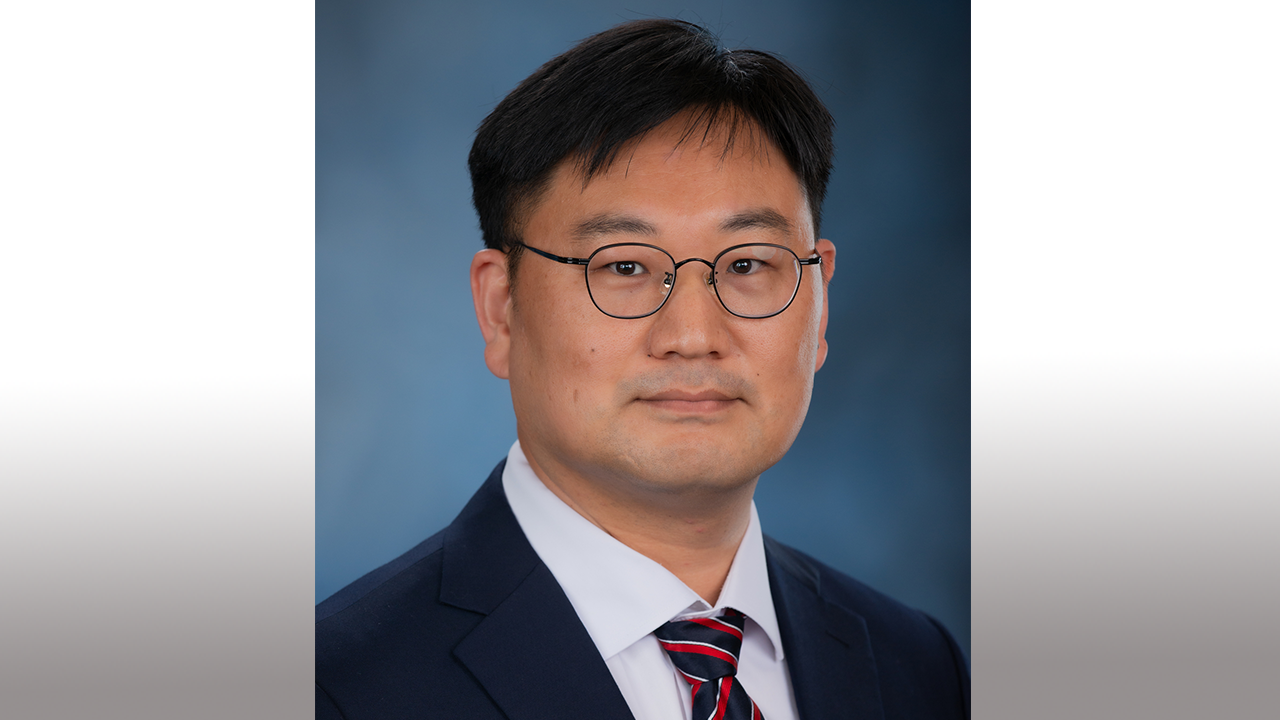 Associate Professor Myoung-Gi Chon