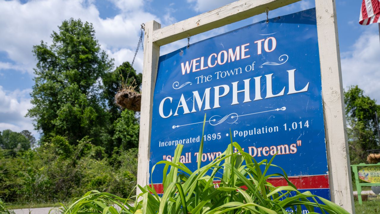 Welcome to Camp Hill sign with slogan small town, big dreams
