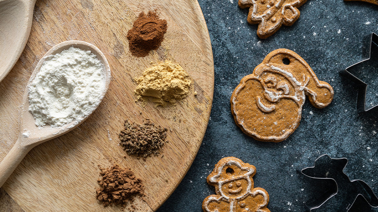 gingerbread cookies with some ingredients